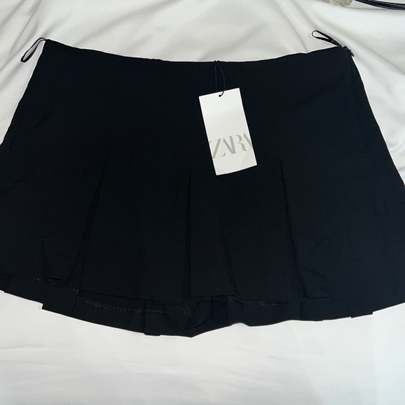 Zara - Picture 4 of 4